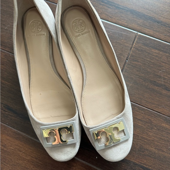 Tory Burch - Gigi Pump, Block Heel suede - Picture 2 of 6